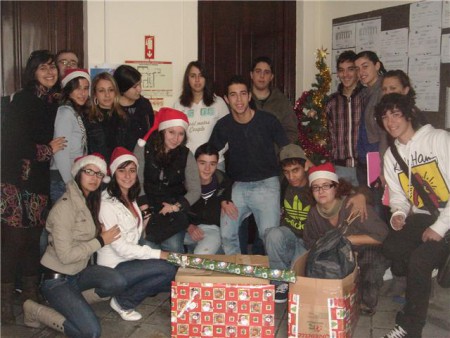 Entrega de Cabazes, Natal de 2009, pela Turma de THSTA e Formadores.